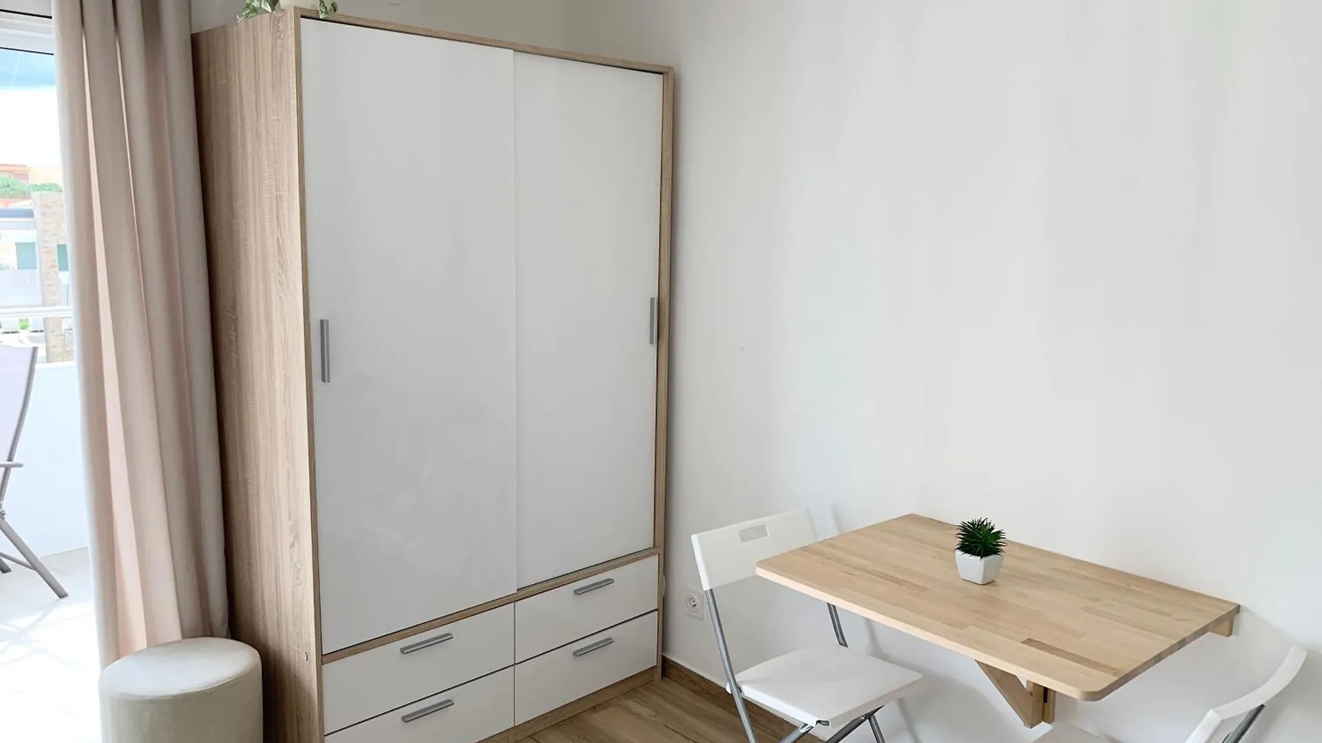 Apartamento Con Piscina - Magnificas Vistas A Canal - Aire Acondicionado B Rosas