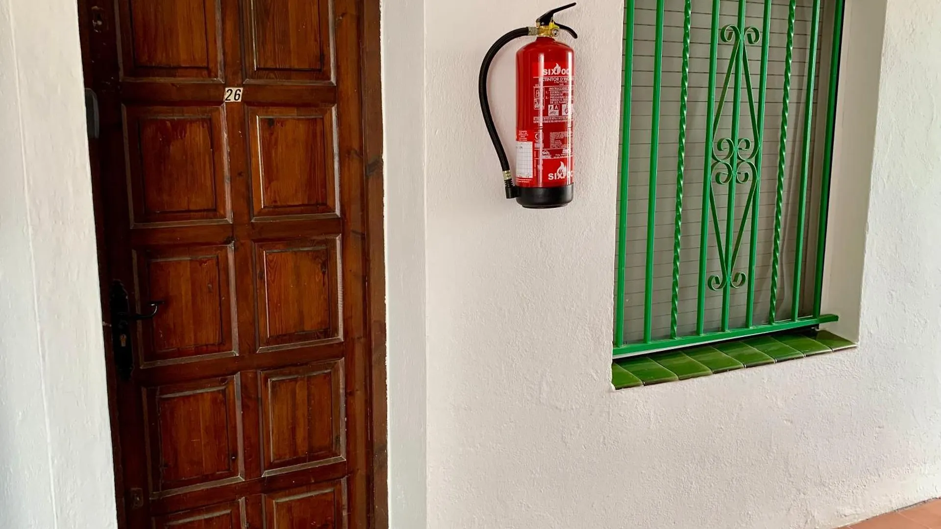 Apartamento Con Piscina - Magnificas Vistas A Canal - Aire Acondicionado B Rosas