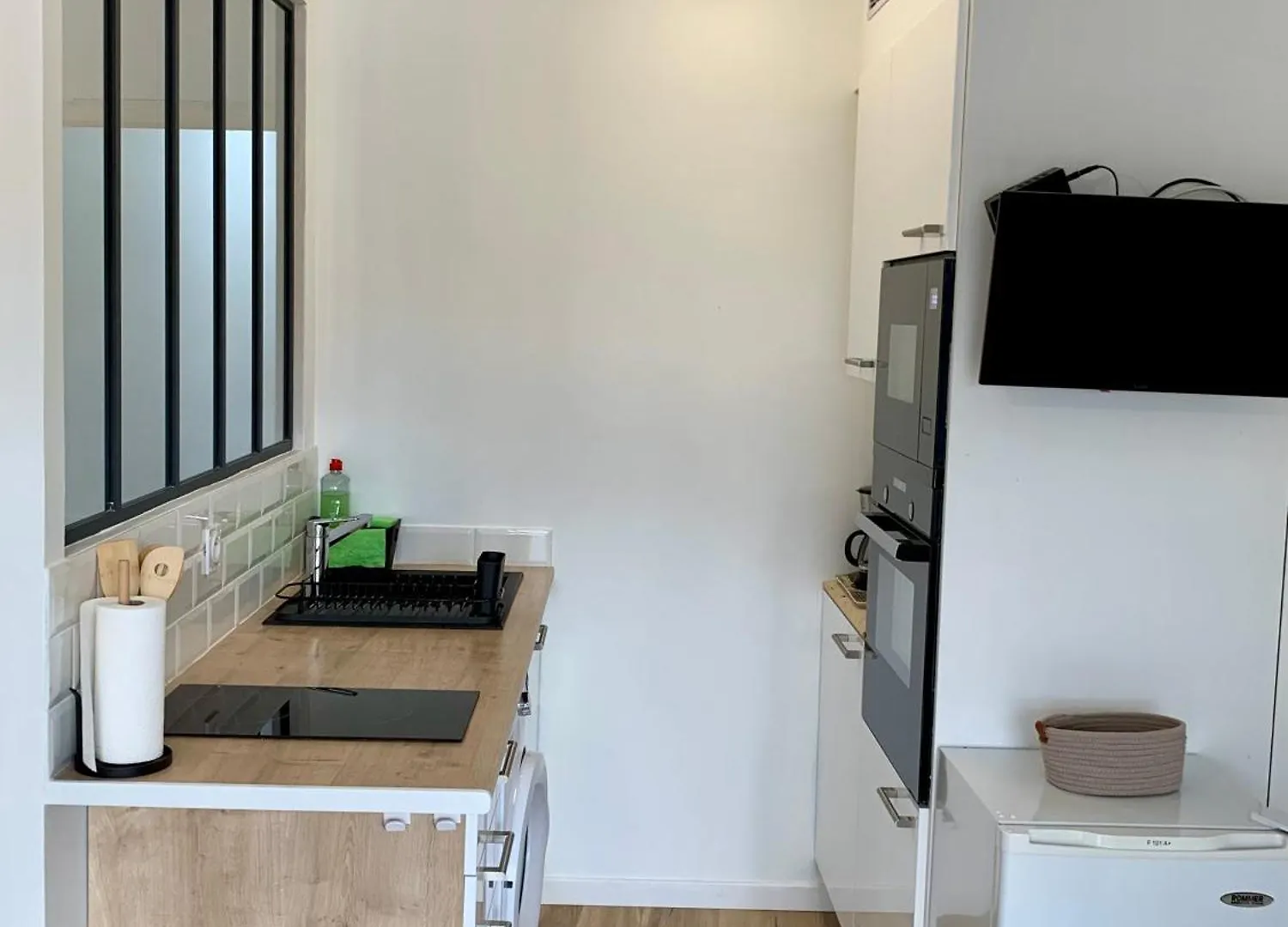 Apartamento Con Piscina - Magnificas Vistas A Canal - Aire Acondicionado B Ρόζες Διαμέρισμα