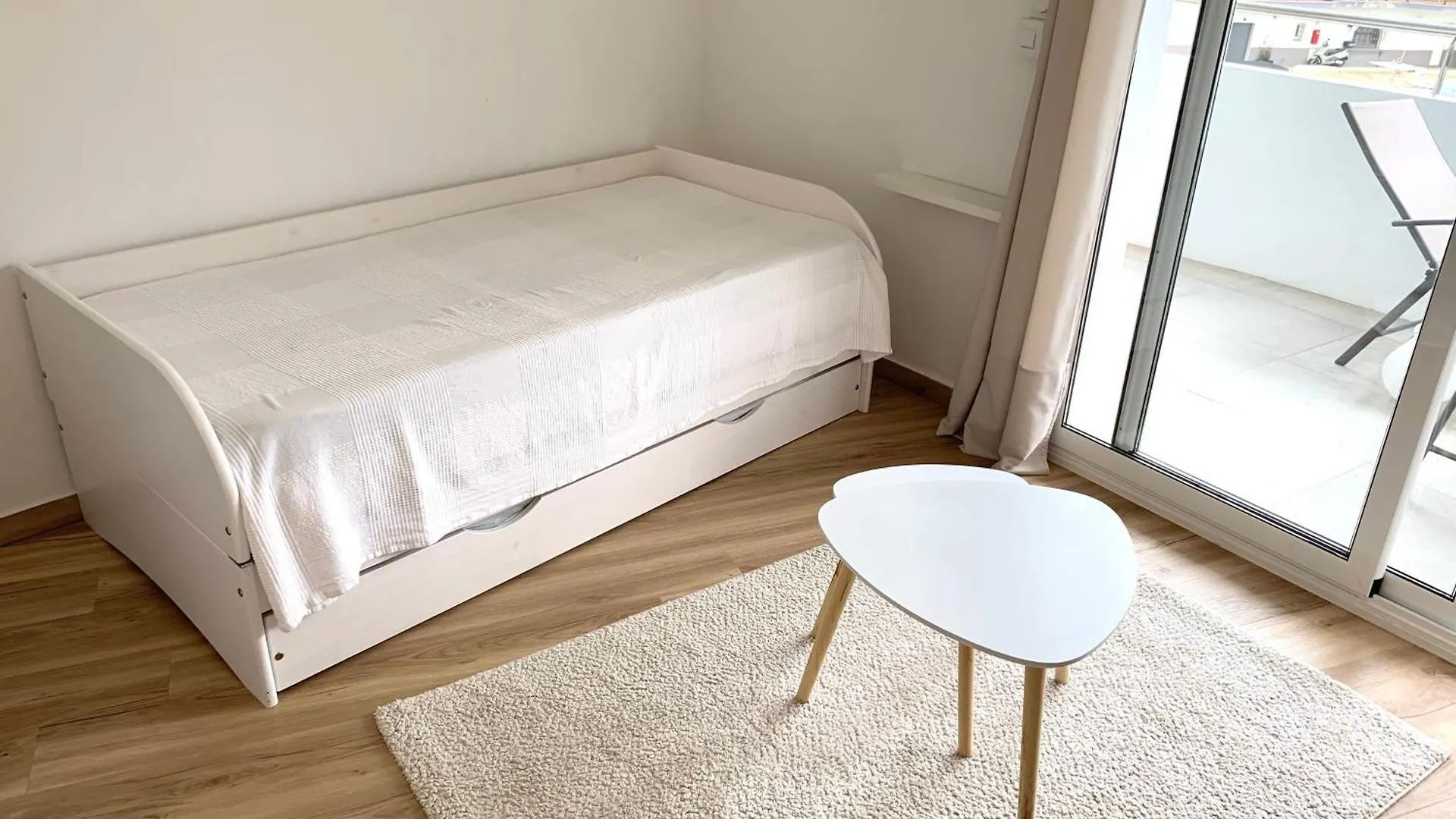Διαμέρισμα Apartamento Con Piscina - Magnificas Vistas A Canal - Aire Acondicionado B Ρόζες